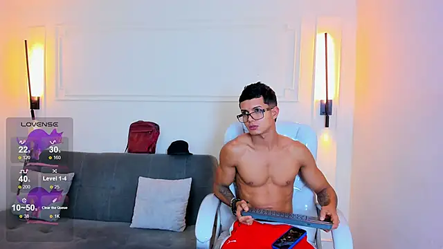 Snapshot of Paradise_boy_s chatting on January 13, 2026, 8:25 pm Paradise boy s online show from January 13, 2026, 8:25 pm