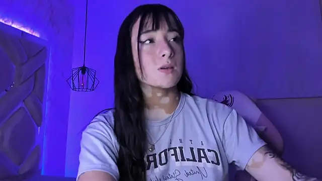 Snapshot of dayana_harlow2 chatting on December 6, 2024, 6:28 pm dayana harlow2 online show from December 6, 2024, 6:28 pm