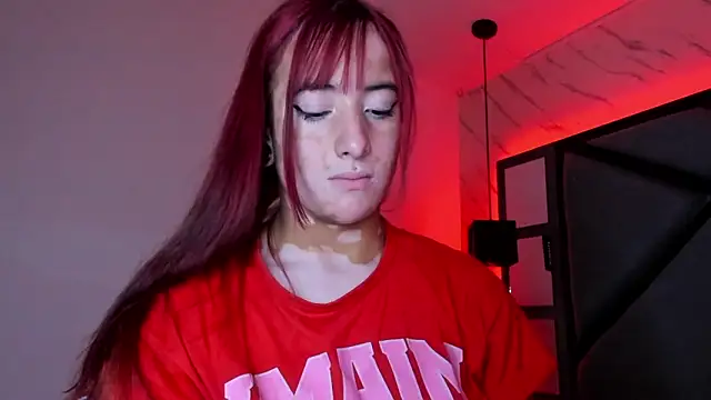 Snapshot of dayana_harlow2 chatting on February 18, 2025, 3:32 pm dayana harlow2 online show from February 18, 2025, 3:32 pm