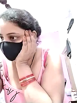 Snapshot of Ruksar-Pathan chatting on January 14, 2025, 2:11 pm Ruksar-Pathan online show from January 14, 2025, 2:11 pm