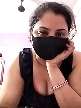 Snapshot of Ruksar-Pathan chatting on October 7, 2025, 8:06 pm Ruksar-Pathan online show from October 7, 2025, 8:06 pm