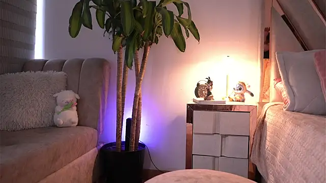  Andyy   online show from March 9, 2026, 10:14 pm