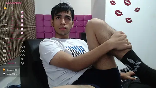 Snapshot of zack_thunder chatting on December 27, 2024, 3:37 pm zack thunder online show from December 27, 2024, 3:37 pm
