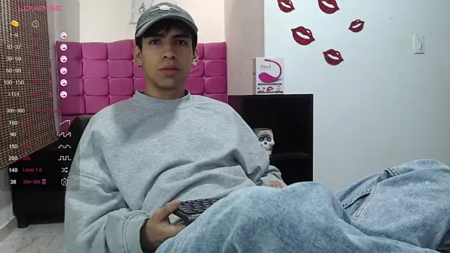 Snapshot of zack_thunder chatting on January 17, 2025, 12:21 pm zack thunder online show from January 17, 2025, 12:21 pm