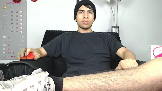 Snapshot of zack_thunder chatting on January 26, 2025, 12:22 pm zack thunder online show from January 26, 2025, 12:22 pm