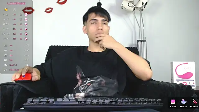 Snapshot of zack_thunder chatting on February 10, 2025, 11:46 am zack thunder online show from February 10, 2025, 11:46 am