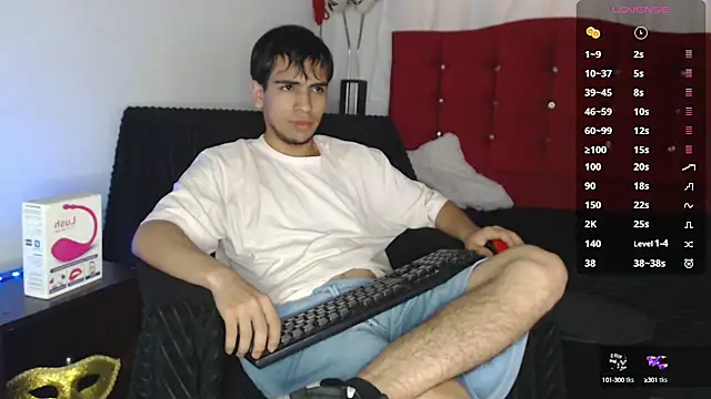 Snapshot of zack_thunder chatting on September 9, 2025, 12:37 pm zack thunder online show from September 9, 2025, 12:37 pm