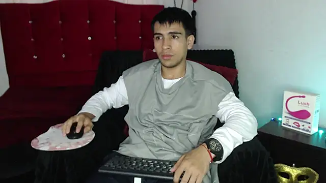 Snapshot of zack_thunder chatting on October 16, 2025, 1:12 pm zack thunder online show from October 16, 2025, 1:12 pm