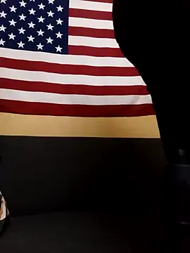 freaky belle online show from October 15, 2025, 5:13 pm