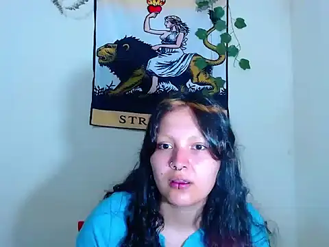 sweetiee mary online show from December 14, 2025, 7:40 pm