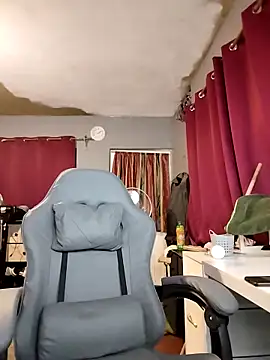 Carandrew online show from March 15, 2026, 4:07 am