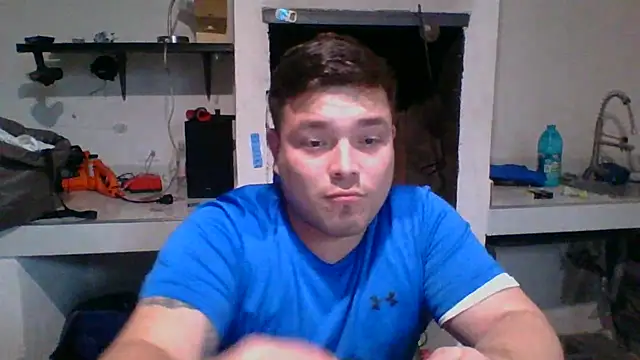 Snapshot of DirtyRcride chatting on December 18, 2024, 5:26 am DirtyRcride online show from December 18, 2024, 5:26 am