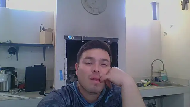 Snapshot of DirtyRcride chatting on December 22, 2024, 11:09 pm DirtyRcride online show from December 22, 2024, 11:09 pm