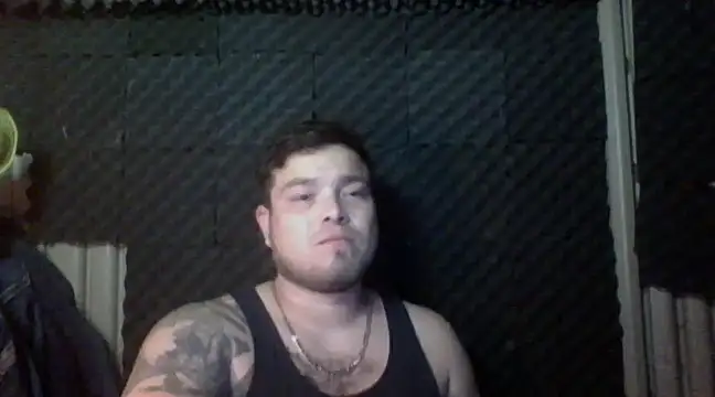 Snapshot of DirtyRcride chatting on February 25, 2025, 4:57 am DirtyRcride online show from February 25, 2025, 4:57 am