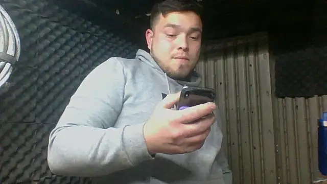 Snapshot of DirtyRcride chatting on March 10, 2025, 7:42 am DirtyRcride online show from March 10, 2025, 7:42 am