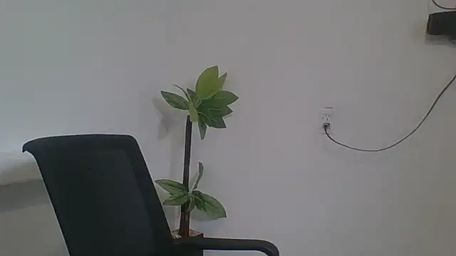 Snapshot of DirtyRcride chatting on October 5, 2025, 9:02 pm DirtyRcride online show from October 5, 2025, 9:02 pm