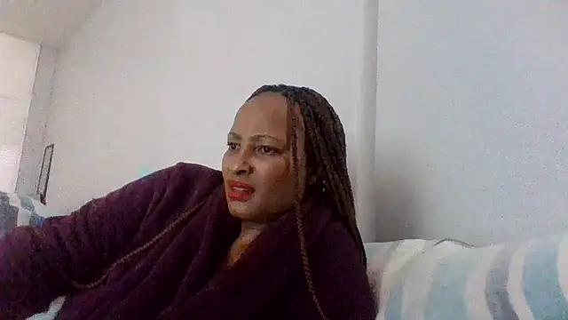 BabeAssXX online show from April 9, 2026, 7:47 am