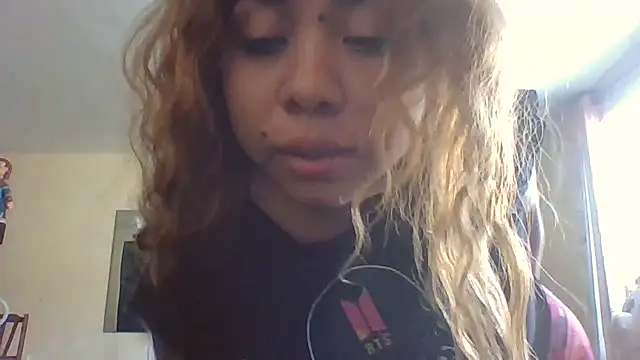 Snapshot of Jennxdolls chatting on January 28, 2025, 1:38 pm Jennxdolls online show from January 28, 2025, 1:38 pm