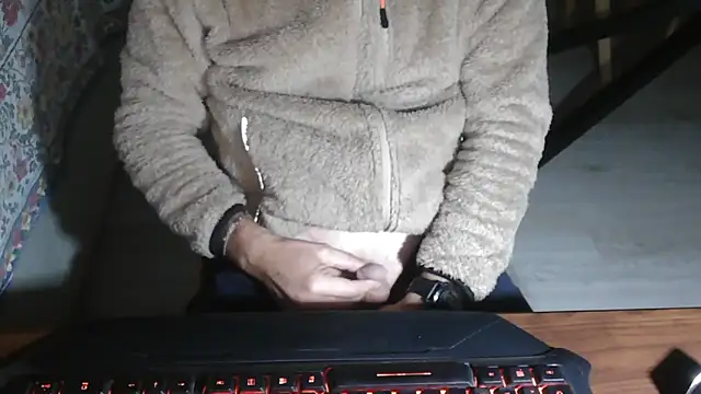 Adri gard online show from November 23, 2025, 9:25 pm