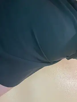 Evelyn Moon online show from February 17, 2025, 3:15 am