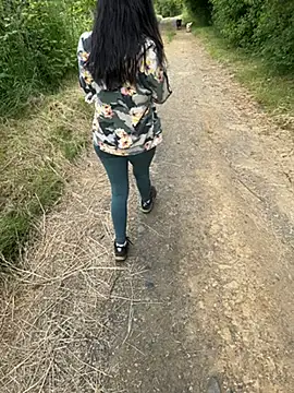 Reinacatchile online show from December 8, 2024, 8:47 pm