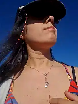 Reinacatchile online show from January 1, 2025, 9:52 pm