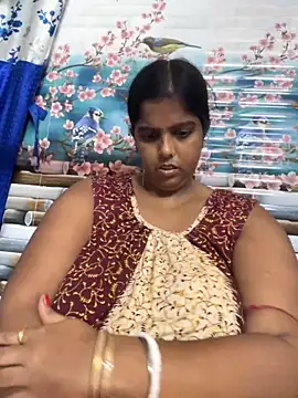 Beauty-queen online show from September 13, 2025, 10:59 am