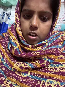 Beauty-queen online show from December 15, 2025, 10:19 am