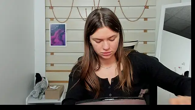 Snapshot of Josephine_Kiss chatting on January 23, 2025, 7:00 am Josephine Kiss online show from January 23, 2025, 7:00 am