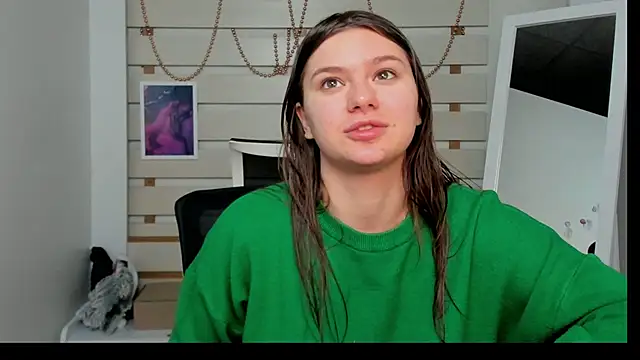 Snapshot of Josephine_Kiss chatting on January 28, 2025, 9:40 pm Josephine Kiss online show from January 28, 2025, 9:40 pm