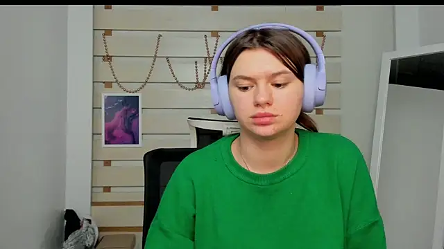 Snapshot of Josephine_Kiss chatting on January 29, 2025, 7:43 pm Josephine Kiss online show from January 29, 2025, 7:43 pm