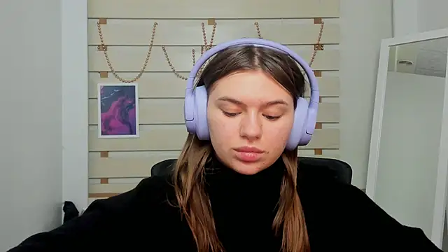 Snapshot of Josephine_Kiss chatting on February 8, 2025, 4:36 pm Josephine Kiss online show from February 8, 2025, 4:36 pm