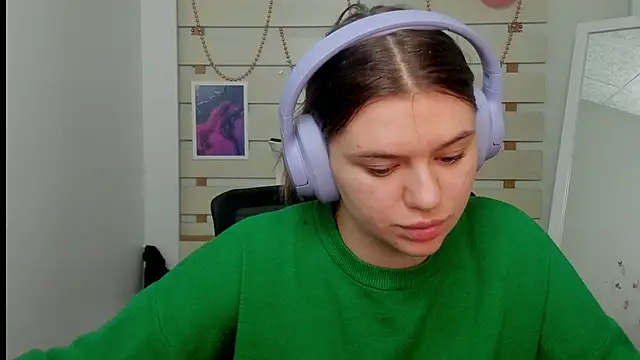 Snapshot of Josephine_Kiss chatting on February 20, 2025, 1:30 pm Josephine Kiss online show from February 20, 2025, 1:30 pm