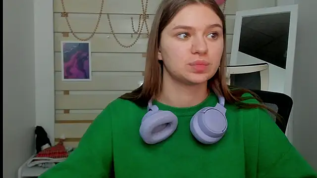 Snapshot of Josephine_Kiss chatting on February 21, 2025, 1:11 pm Josephine Kiss online show from February 21, 2025, 1:11 pm