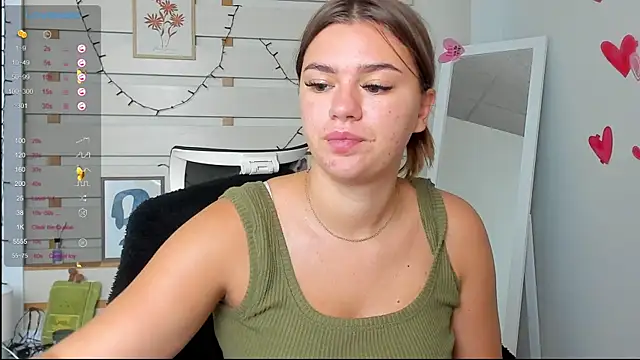 Snapshot of Josephine_Kiss chatting on October 8, 2025, 11:41 am Josephine Kiss online show from October 8, 2025, 11:41 am