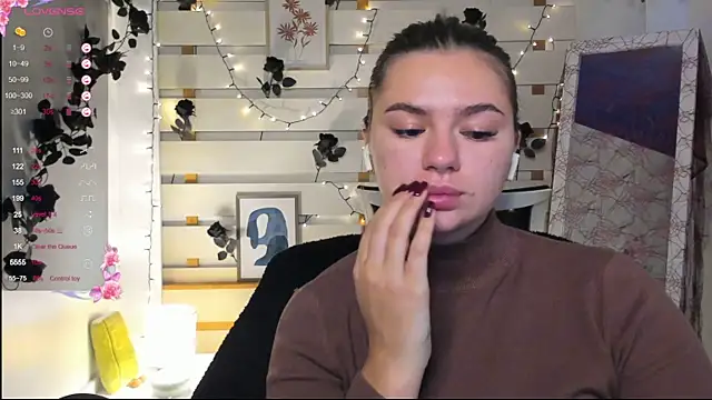 Snapshot of Josephine_Kiss chatting on October 26, 2025, 12:55 pm Josephine Kiss online show from October 26, 2025, 12:55 pm