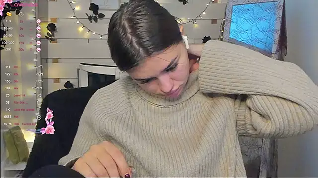 Snapshot of Josephine_Kiss chatting on October 27, 2025, 1:37 pm Josephine Kiss online show from October 27, 2025, 1:37 pm