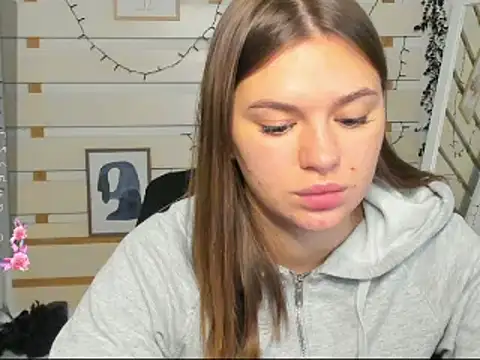 Snapshot of Josephine_Kiss chatting on November 28, 2025, 12:19 pm Josephine Kiss online show from November 28, 2025, 12:19 pm