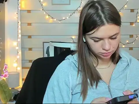 Snapshot of Josephine_Kiss chatting on November 29, 2025, 1:36 pm Josephine Kiss online show from November 29, 2025, 1:36 pm