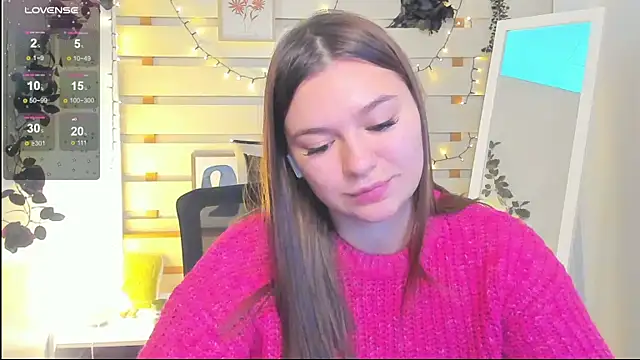 Snapshot of Josephine_Kiss chatting on February 2, 2026, 1:10 pm Josephine Kiss online show from February 2, 2026, 1:10 pm