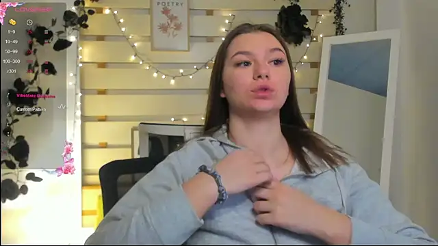 Snapshot of Josephine_Kiss chatting on March 6, 2026, 7:27 am Josephine Kiss online show from March 6, 2026, 7:27 am