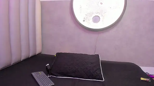 SussanMilf  online show from March 12, 2026, 10:54 am