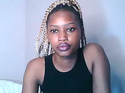 Snapshot of Sweet_Vinkah chatting on January 16, 2025, 8:14 pm Sweet Vinkah online show from January 16, 2025, 8:14 pm