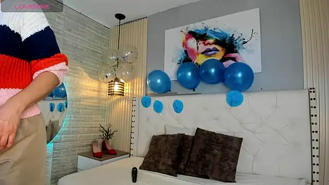 Snapshot of sussy__stone chatting on June 9, 2026, 11:44 am sussy stone online show from June 9, 2026, 11:44 am