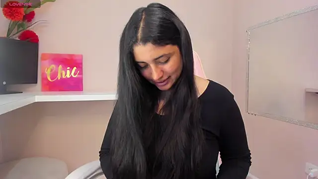 Danna 777  online show from December 28, 2024, 11:48 pm