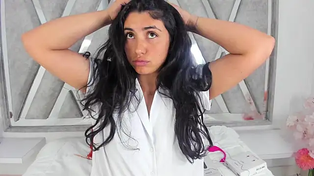 Danna 777  online show from March 12, 2025, 8:20 pm