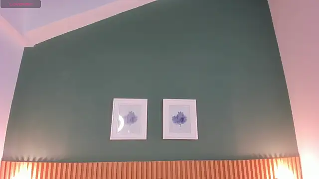  anavictoria  online show from October 27, 2025, 6:23 pm