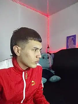 Tifanny Sweett online show from November 16, 2025, 2:28 am