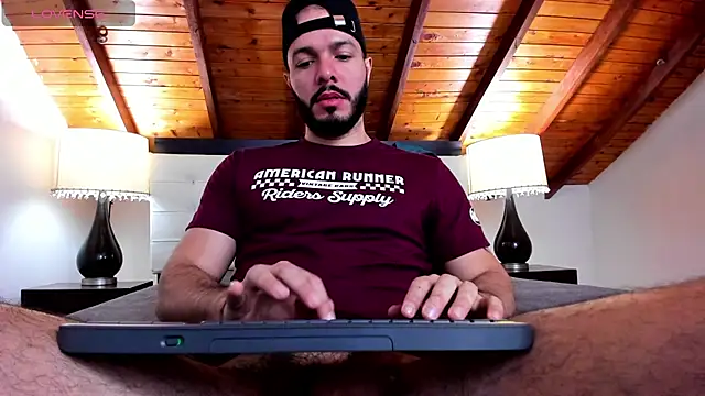 Snapshot of Tom_Bailey chatting on January 18, 2026, 1:04 pm Tom Bailey online show from January 18, 2026, 1:04 pm