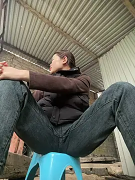 Emily 9xx online show from February 15, 2026, 3:03 am